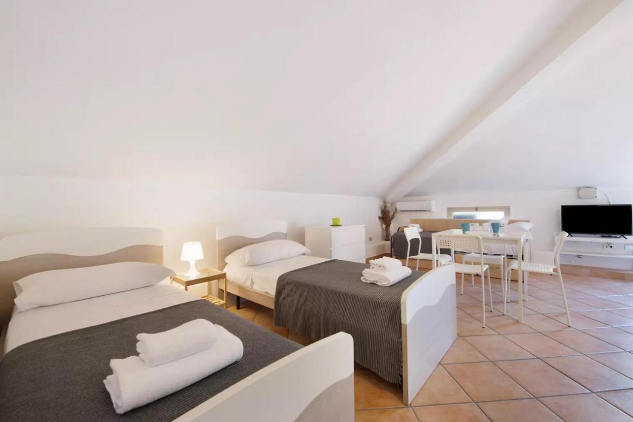Civico 22 Apartment Peschiera del Garda Ngoại thất bức ảnh