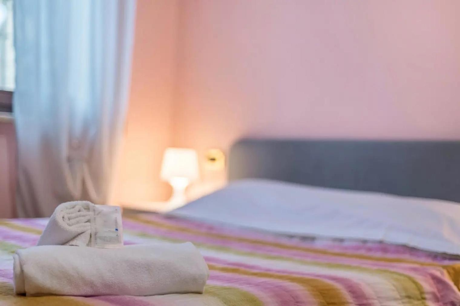 Civico 22 Apartment Peschiera del Garda Ngoại thất bức ảnh